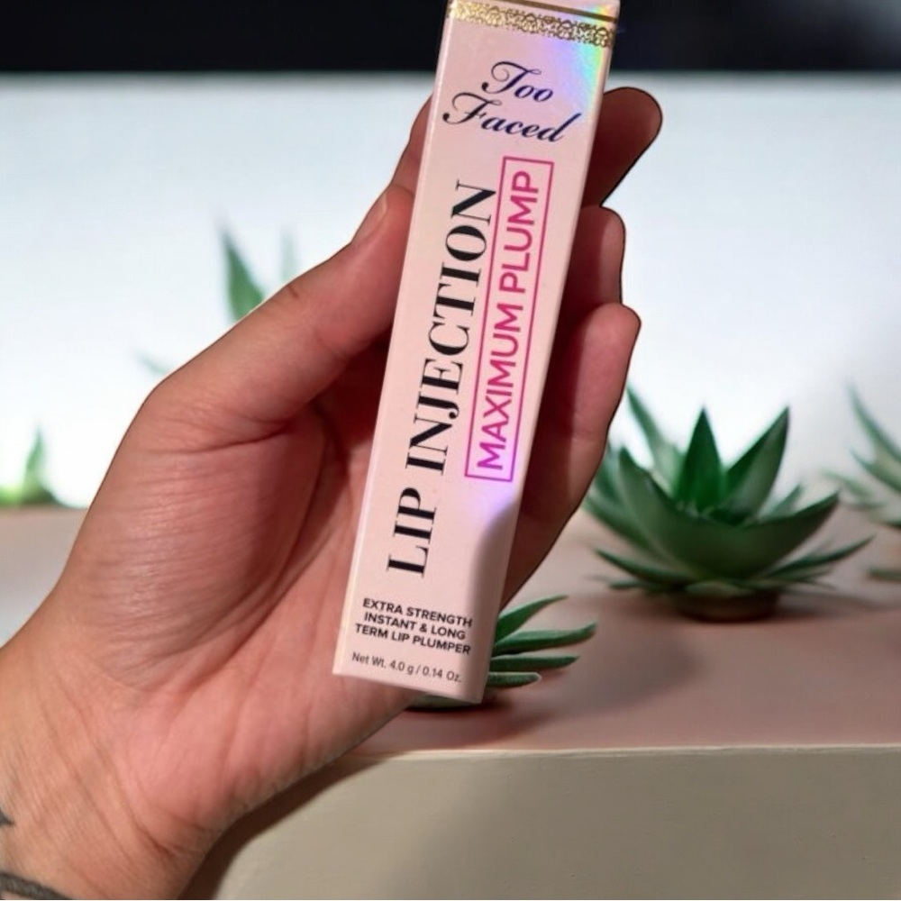 Too Faced Lip Injection Maximum Plump Extra Strength Lip Gloss,NIB